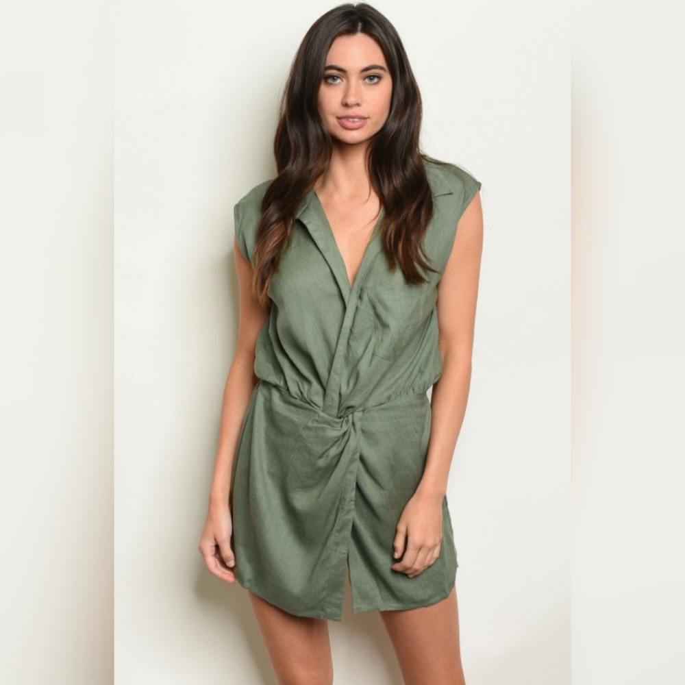Olive foldover skort romper with collaR